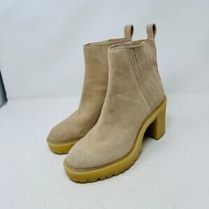 Dolce Vita Celia Tan Suede Lug Sole Ankle Boots Size 8M